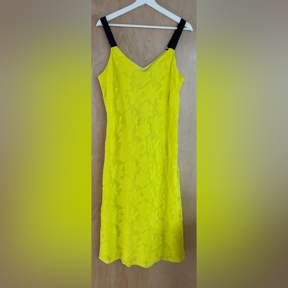 DKNY Clipped Jacquard Floral Dress - Picture 2 of 13